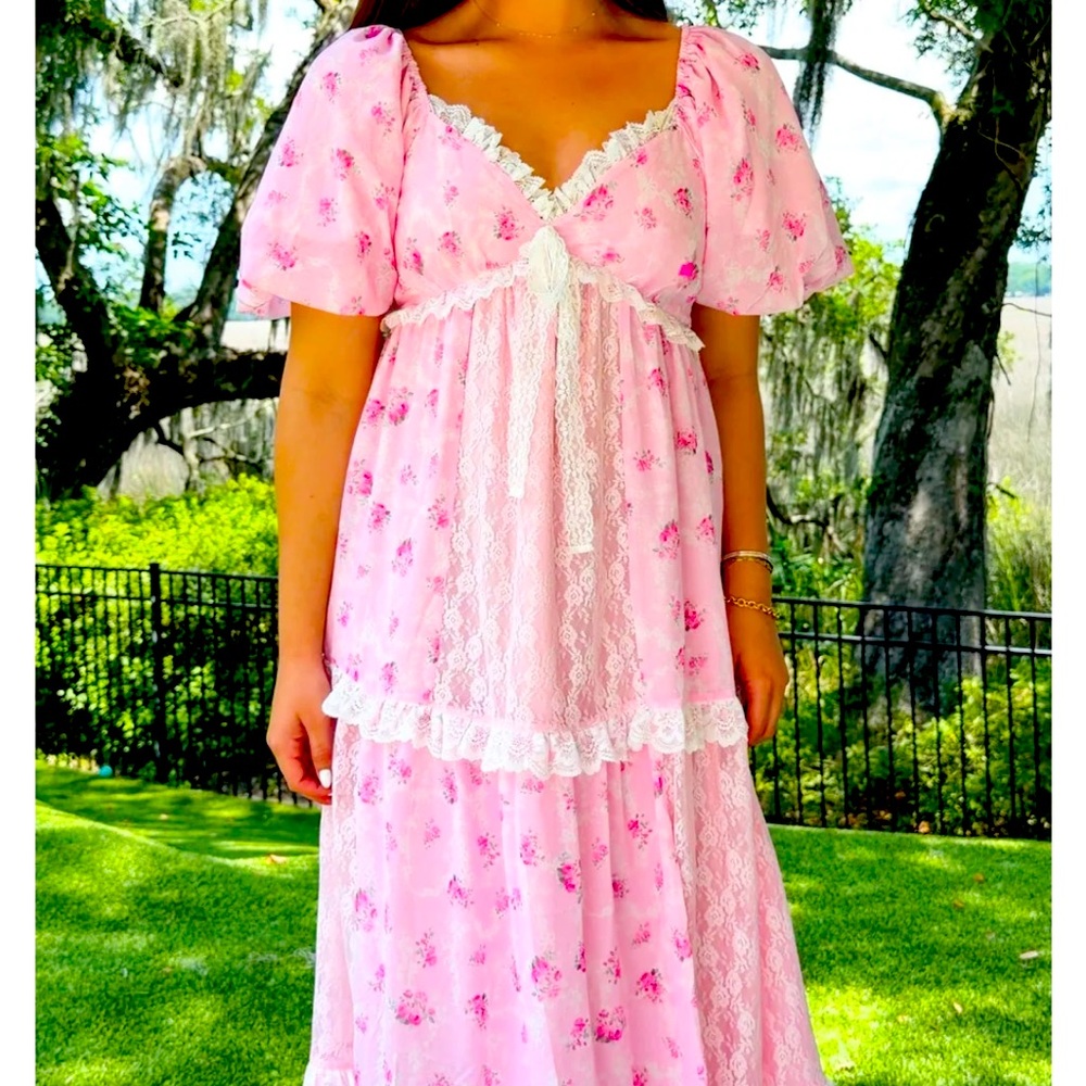 Floral lace maxi dress